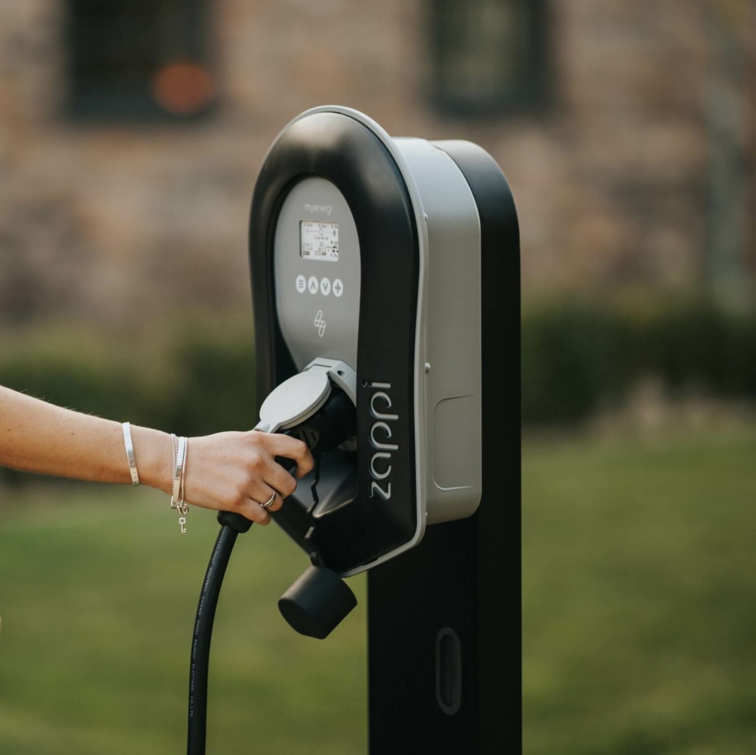 The #1 Guide To Electric Car Charging At Home | myenergi UK