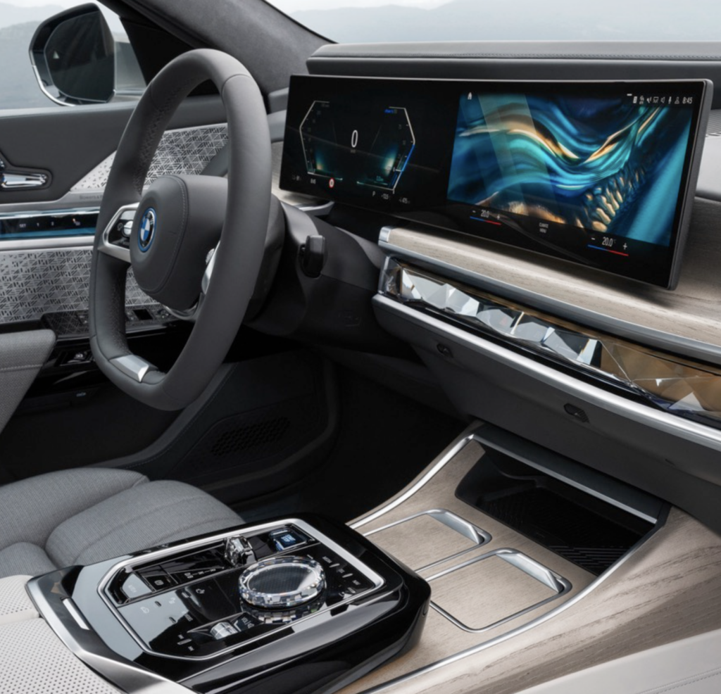 BMW i7 | myenergi